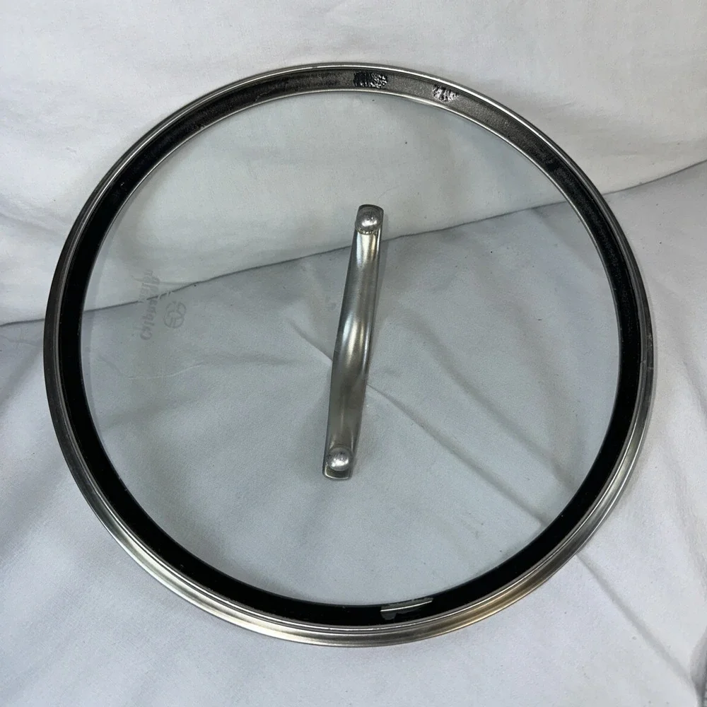 CALPHALON  KITCHEN ESSENTIALS  10